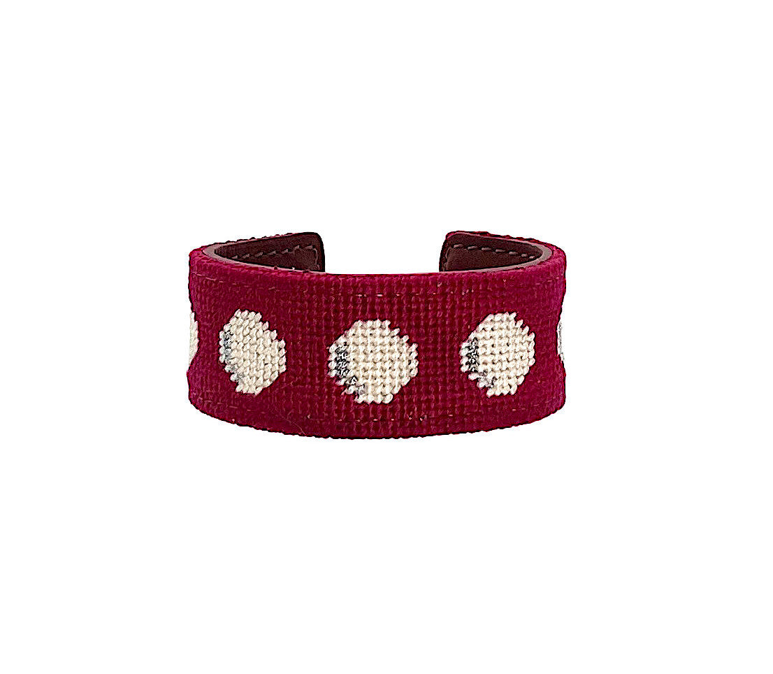 faux pearls slim needlepoint cuff (short)