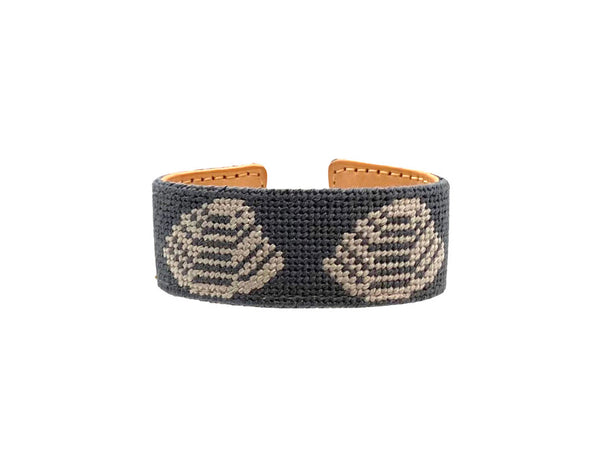 quahog slim needlepoint cuff